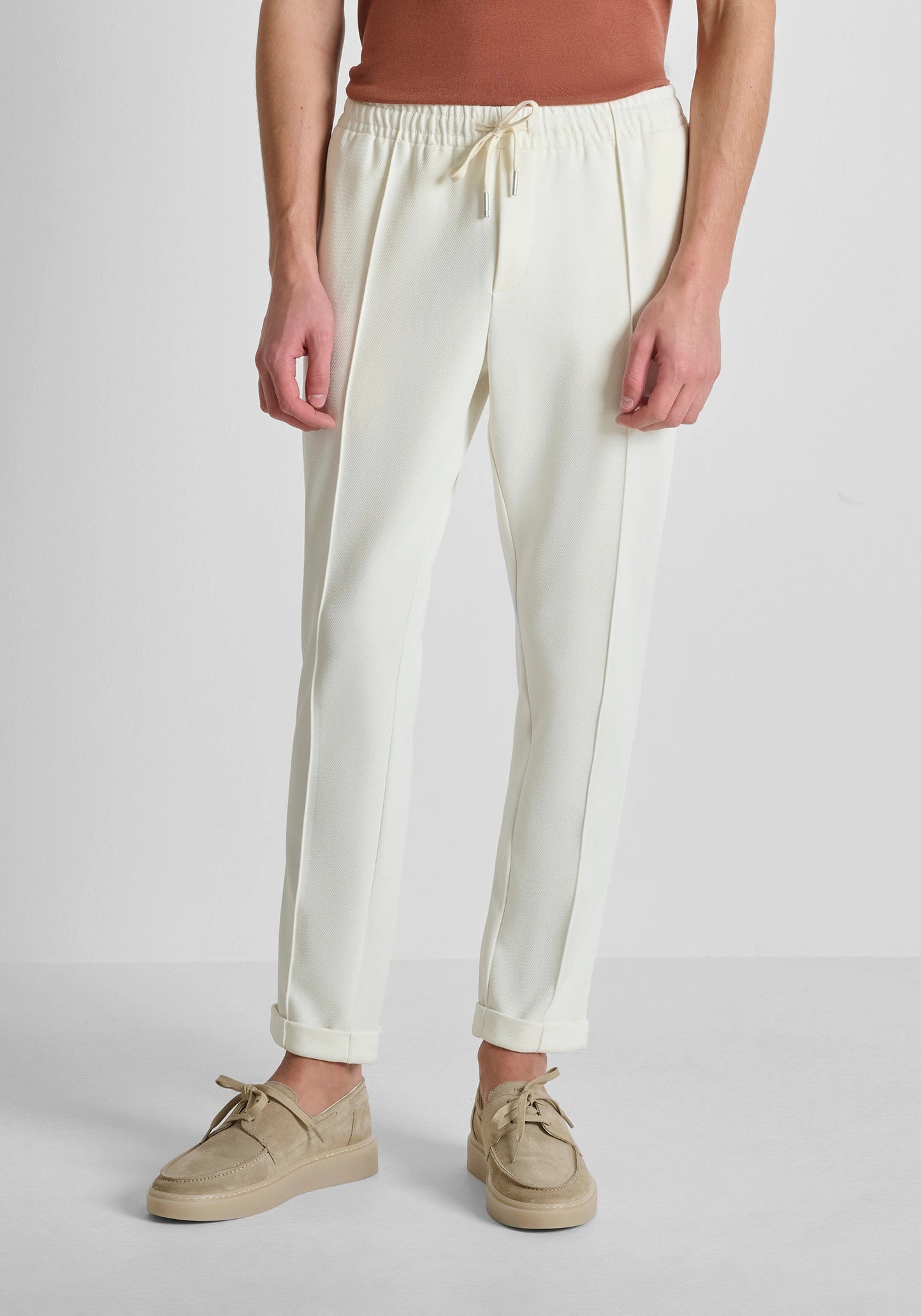 PANTALON REGULAR FIT « CODY » EN SERGÉ DE COTON ÉLASTIQUE