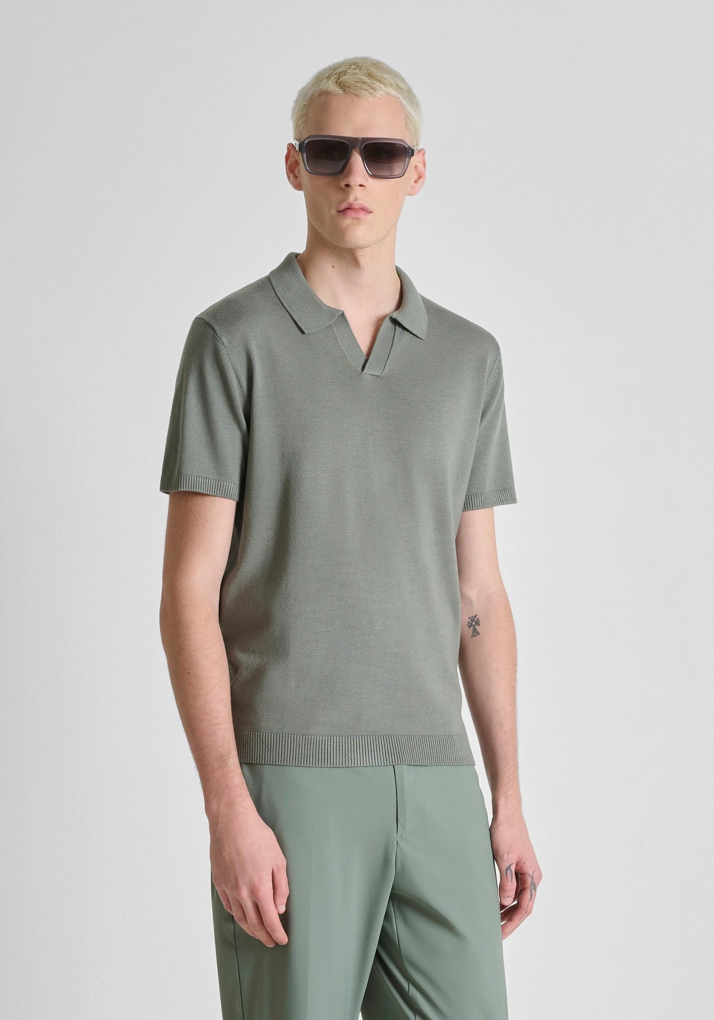 SLIM FIT POLO SHIRT IN SUPER SOFT VISCOSE BLEND