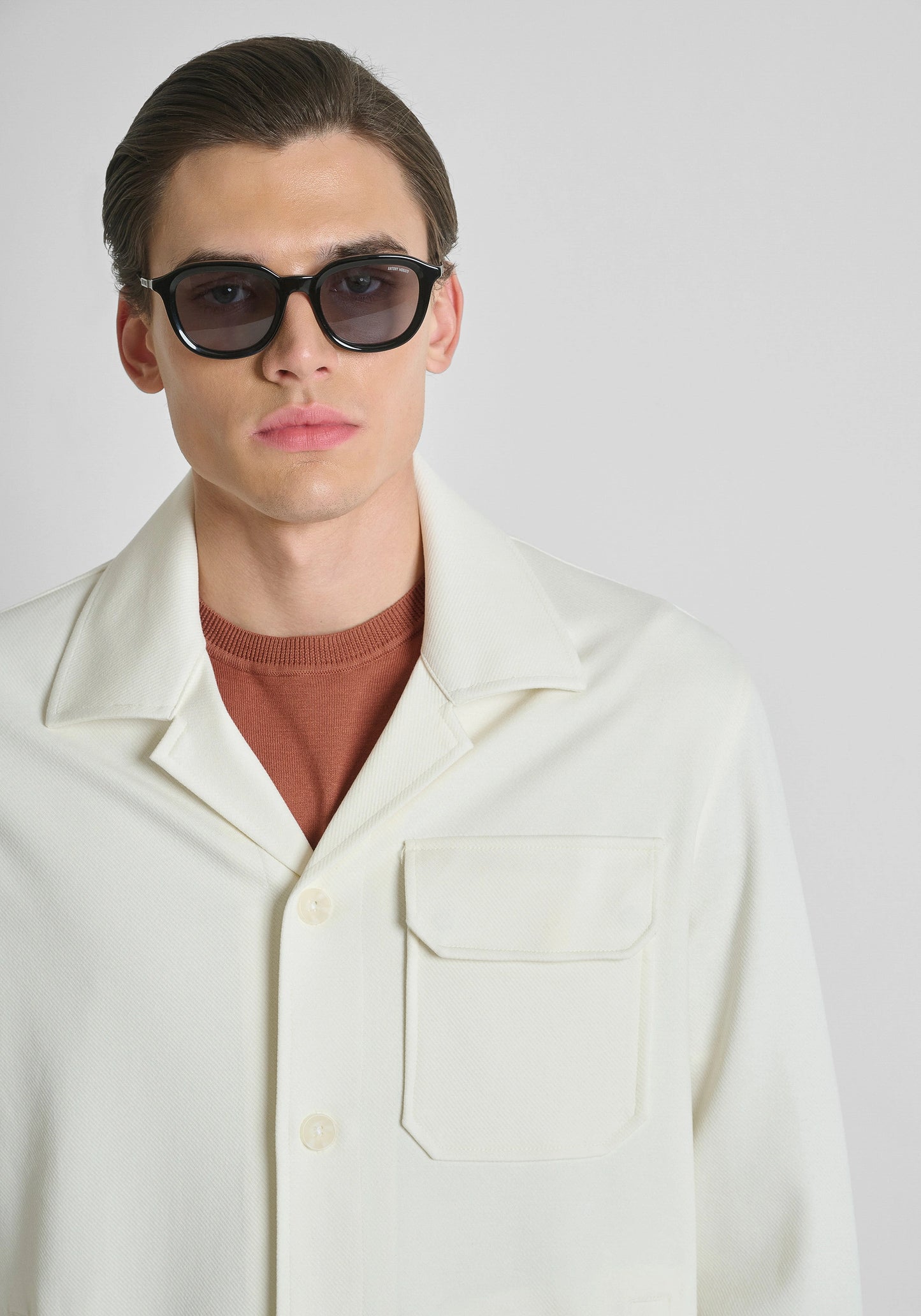 CHEMISE REGULAR FIT « DUBLIN » EN SERGÉ DE COTON ÉLASTIQUE AVEC POCHE